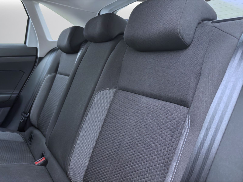 Bild 14: Volkswagen Taigo 1.0 TSI LIFE SITZHZG PDC KLIMA LED