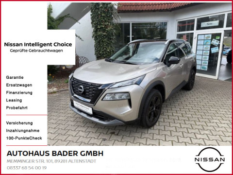 Automodell: X-Trail in der Farbe grau