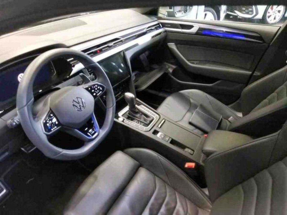 Thumb 2: Volkswagen Arteon Shooting Brake 2.0 TSI DSG 4M R PANO AHK NAVI KAMERA