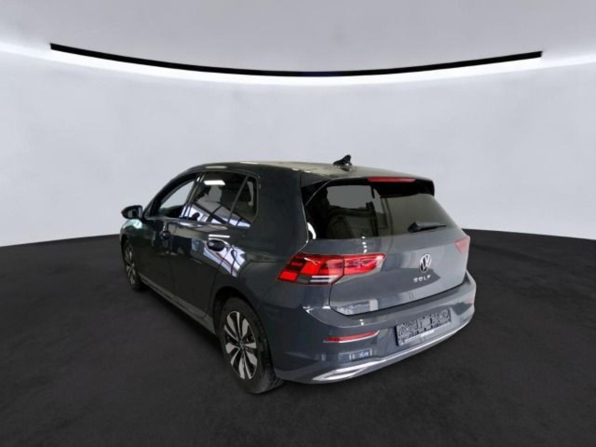 Thumb 1: Volkswagen Golf 1.0 TSI MOVE PDC LED SITZHZG DAB+