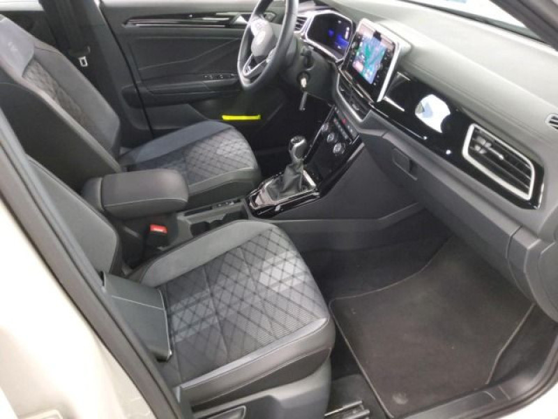 Bild 4: Volkswagen T-Roc 1.0 TSI R-LINE PDC LED+ SITZHZG ACC