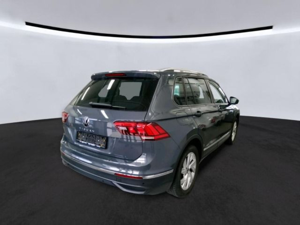 Thumb 3: Volkswagen Tiguan 1.5 TSI ACTIVE NAVI KAMERA SITZHZG PDC
