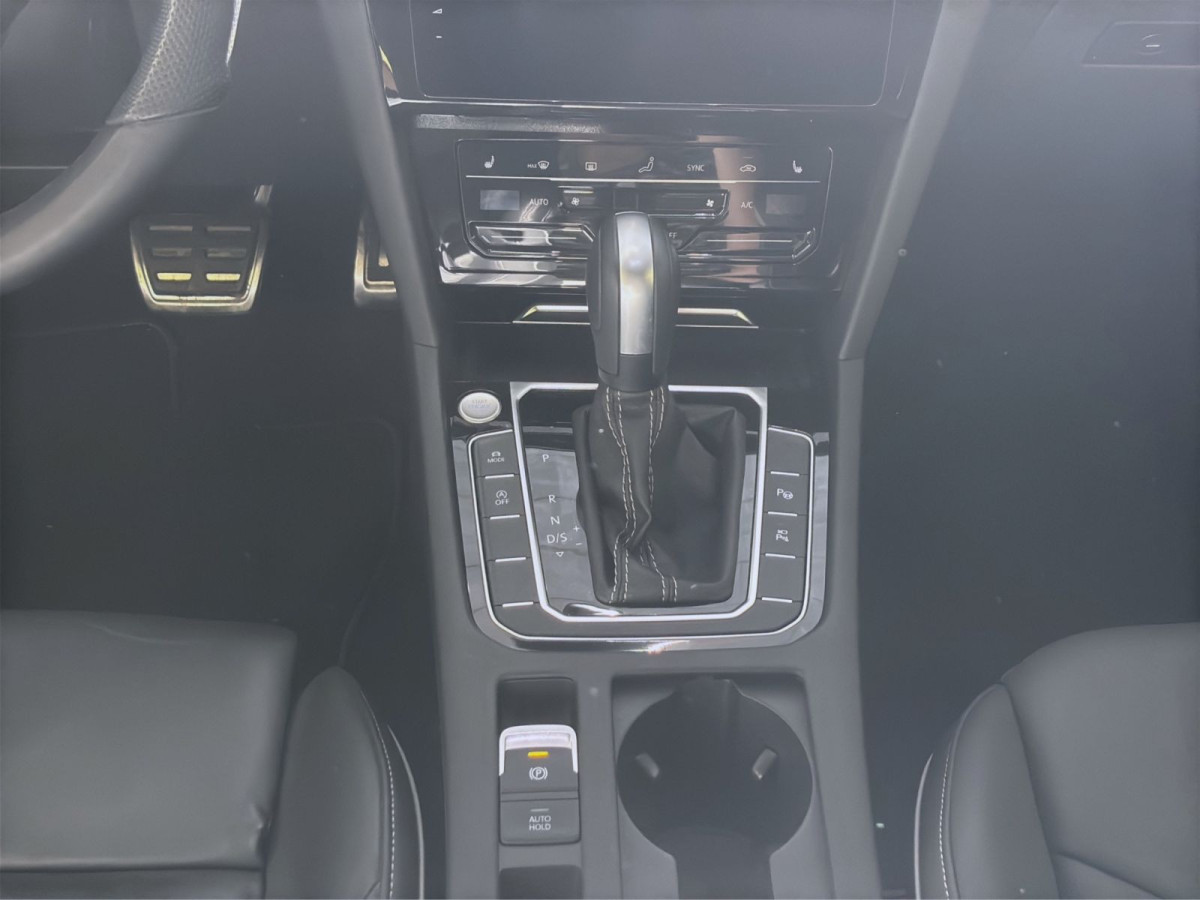 Thumb 14: Volkswagen Arteon Shooting Brake 2.0 TDI DSG R-LINE AHK NAVI KAMERA IQ.LIGHT