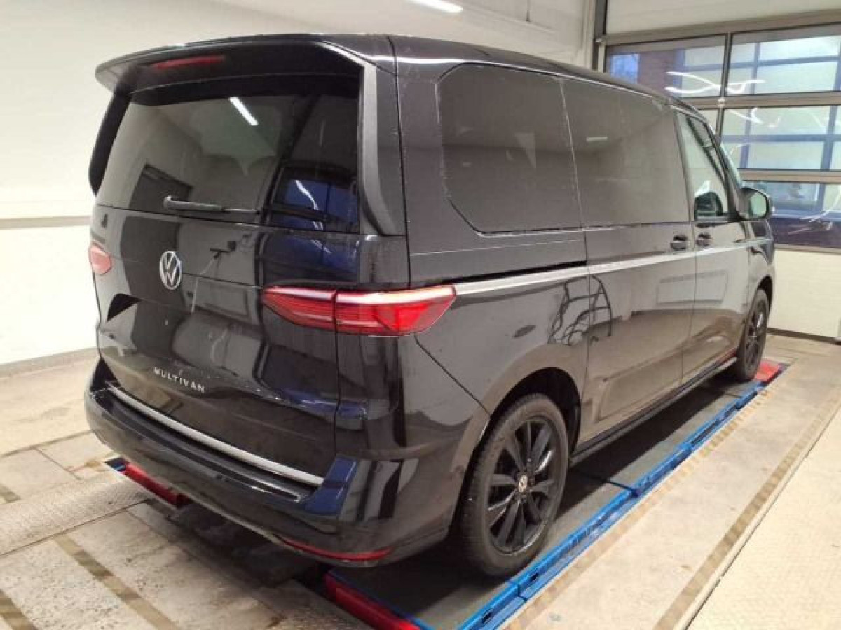 Thumb 2: Volkswagen T7 Multivan 2.0 TDI DSG STYLE STDHZG IQ.LIGHT AHK NAVI