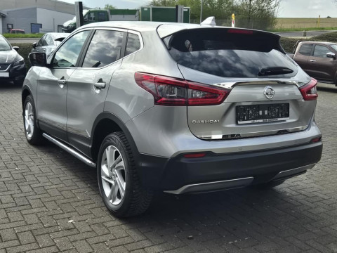 Ansicht 2 - Gebrauchtwagen Fahrzeug, Modell Qashqai der Marke Nissan von Verkäufer Hans-Jörg Lofi GmbH & Co KG