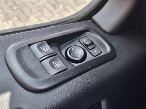 Ansicht 10 - Gebrauchtwagen Fahrzeug, Modell Interstar der Marke Nissan von Verkäufer Hans-Jörg Lofi GmbH & Co KG