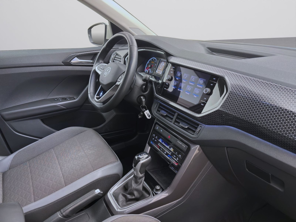 Thumb 16: Volkswagen T-Cross 1.0 TSI DSG STYLE SITZHZG PDC LED DAB+