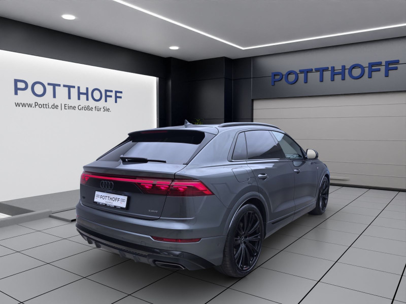 Bild 3: Audi Q8 SUV TFSI e Q S LINE BUSINESS AHK B&O LM23 PANO HUD WR21