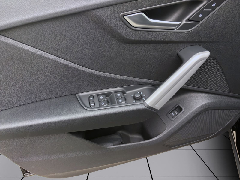 Bild 10: Audi Q2 30 TFSI KAMERA SITZHZG PDC LED VIRTUAL