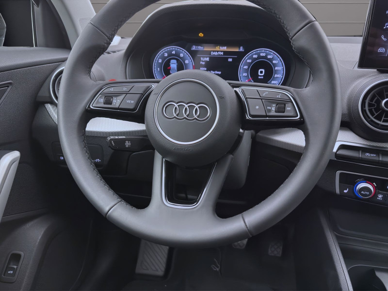 Bild 12: Audi Q2 30 TFSI KAMERA SITZHZG PDC LED VIRTUAL