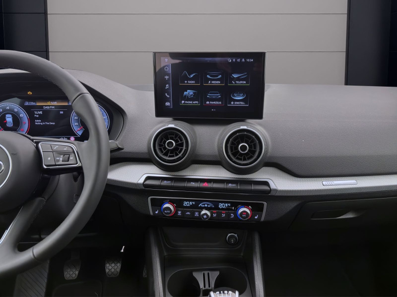 Bild 14: Audi Q2 30 TFSI KAMERA SITZHZG PDC LED VIRTUAL