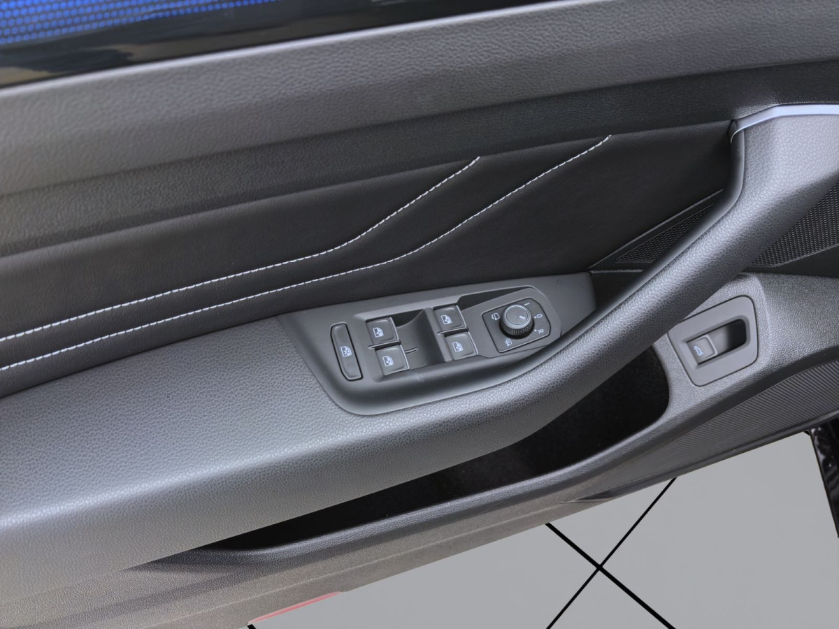 Thumb 9: Volkswagen Arteon Shooting Brake 2.0 TSI DSG R-LINE AHK IQ.LIGHT NAVI HuD