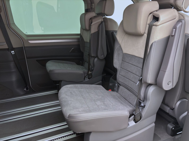 Bild 18: Volkswagen T7 Multivan Edition Hybrid 1,5 eDSG TSI