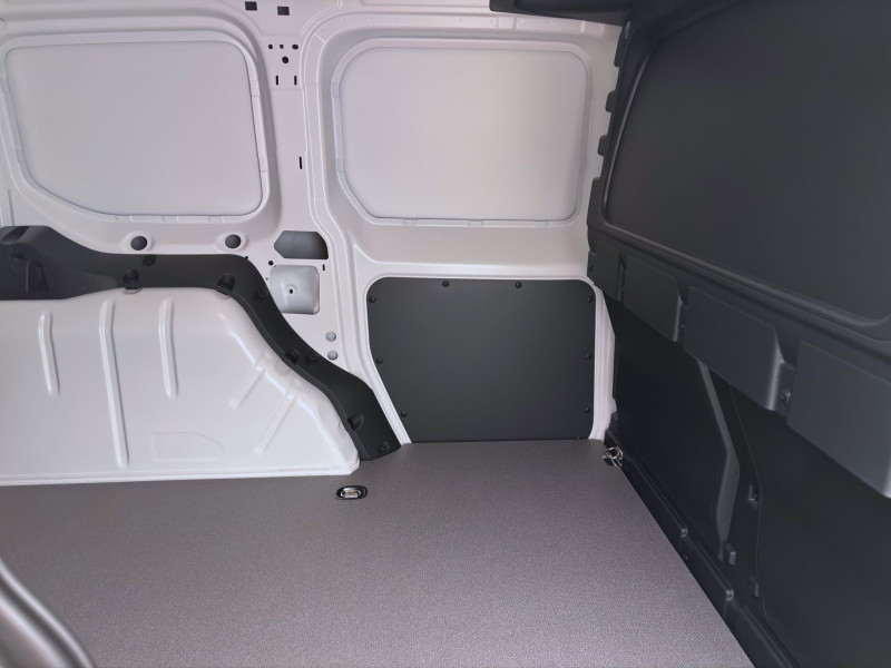 Bild 16: Volkswagen Caddy Cargo 2,0 TDI Heckflügeltüren