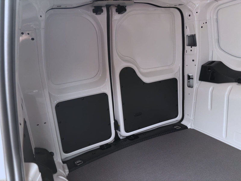 Bild 17: Volkswagen Caddy Cargo 2,0 TDI Heckflügeltüren