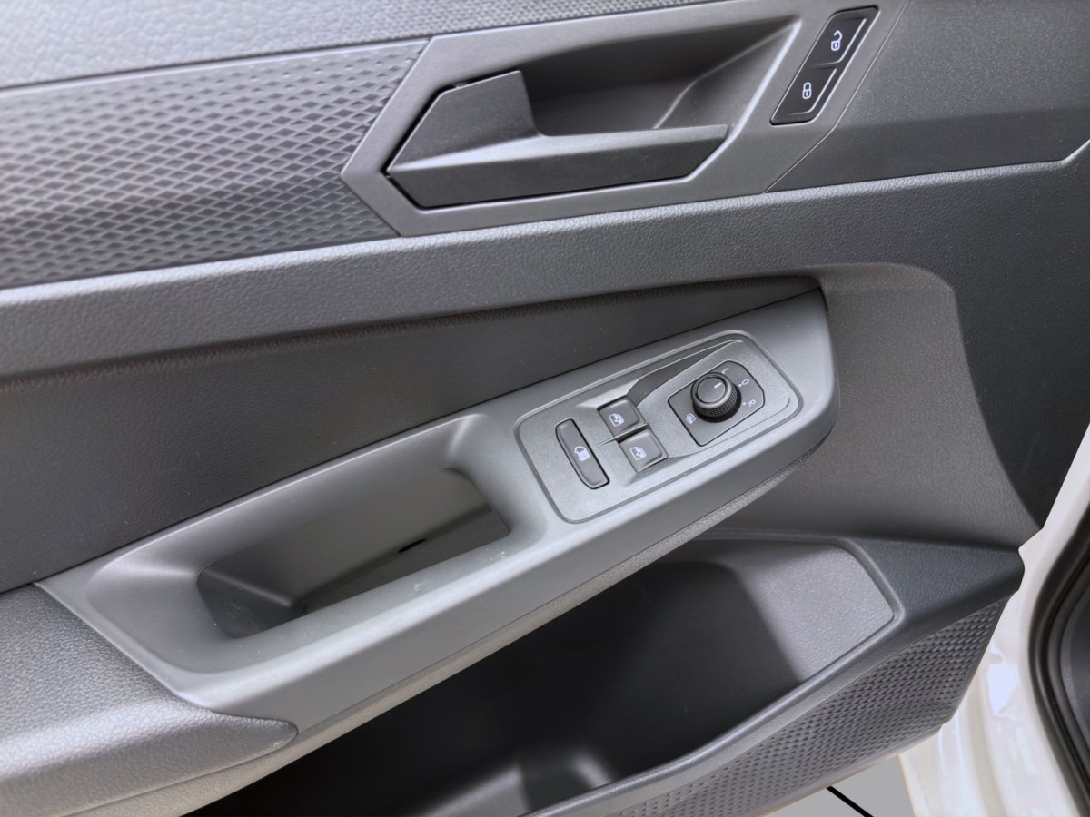 Thumb 9: Volkswagen Caddy Cargo 2,0 TDI Heckflügeltüren