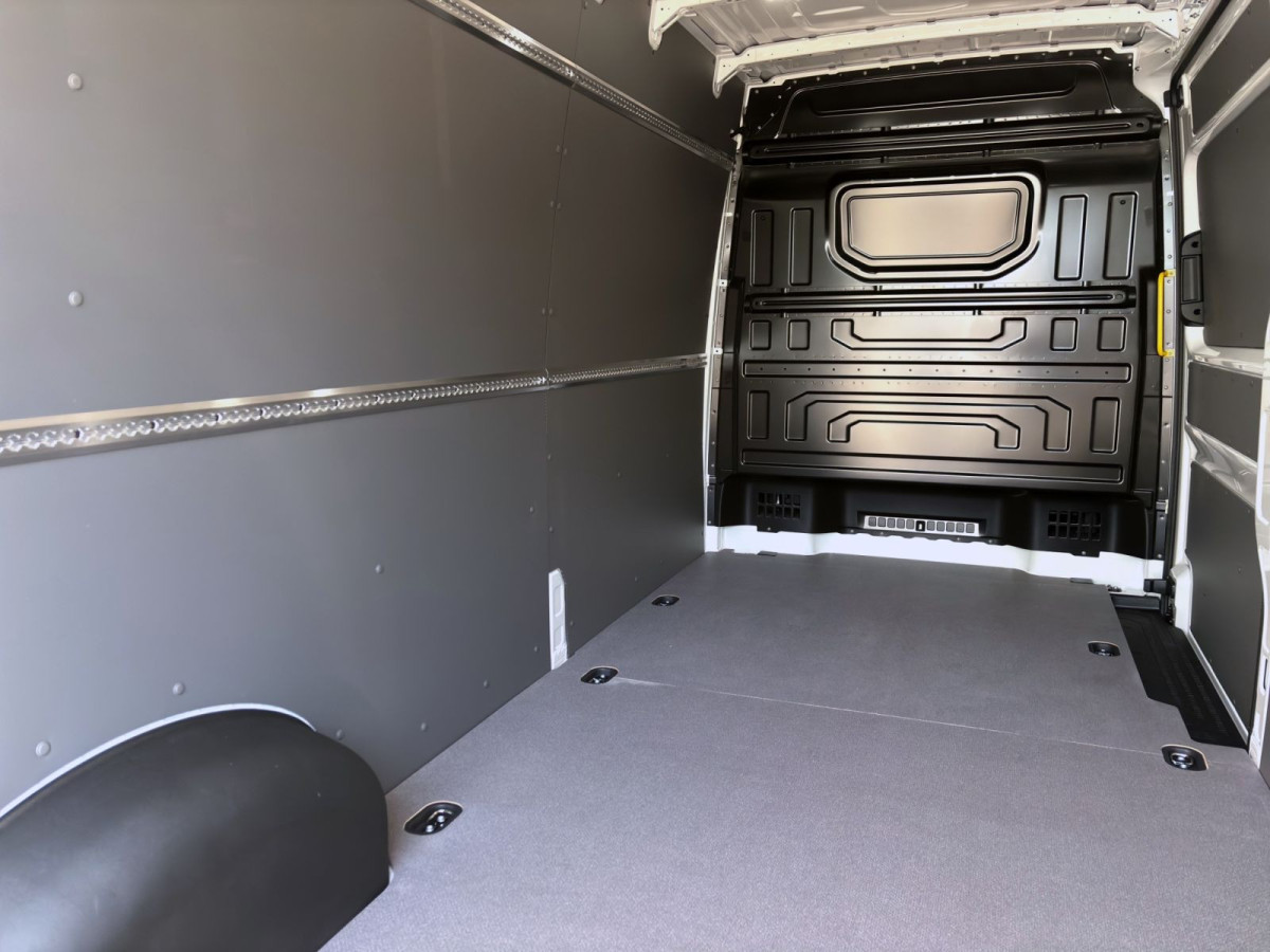 Thumb 17: Volkswagen Crafter 35 Kasten HD Lang 2,0 TDI Automatik Sofort Verfügbar