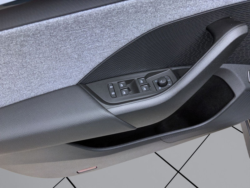 Bild 9: Škoda Octavia Combi 2.0 TDI DSG TOUR PANO NAVI 360° PDC