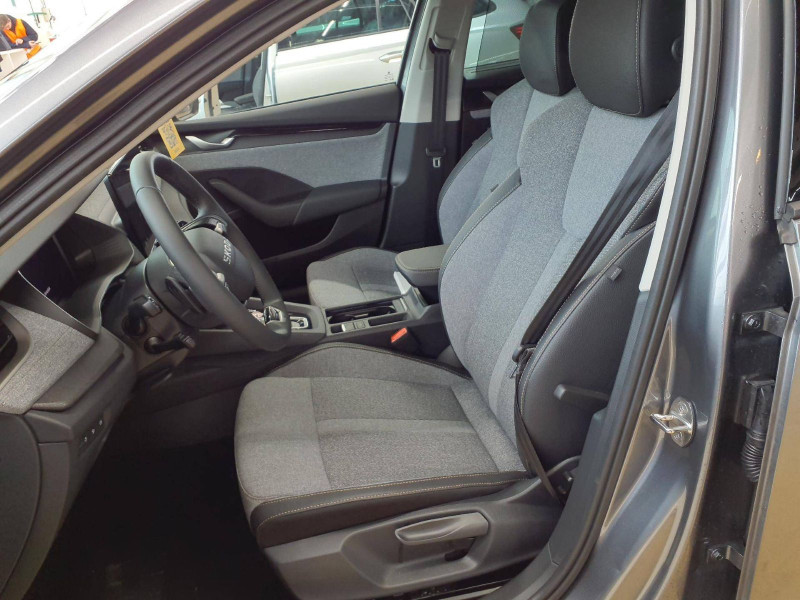 Bild 2: Škoda Octavia Combi 2.0 TDI DSG TOUR PANO NAVI SITZHZG CANTON