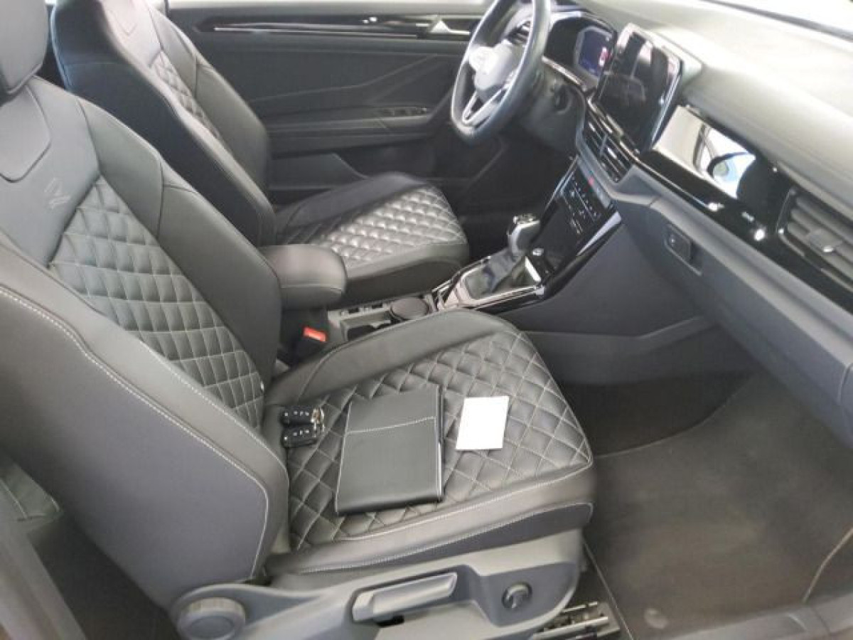 Thumb 2: Volkswagen T-Roc Cabriolet 1.5 TSI DSG R-LINE BLACK EDITION NAVI AHK KAMERA