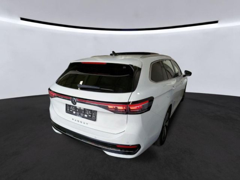 Bild 3: Volkswagen Passat Variant 2.0 TDI DSG ELEGANCE PANO STDHZG AHK NAVI