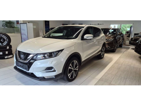 Automodell: Qashqai in der Farbe weiß