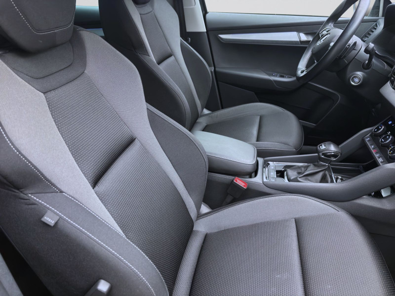 Bild 15: Škoda Karoq 2.0 TDI DSG 4x4 TOUR AHK NAVI KAMERA SITZHZG