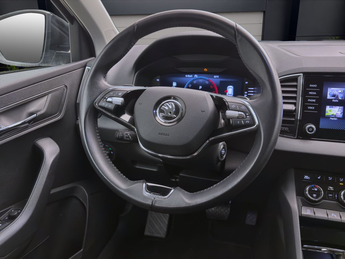 Thumb 10: Škoda Karoq 2.0 TDI DSG 4x4 TOUR AHK NAVI KAMERA SITZHZG