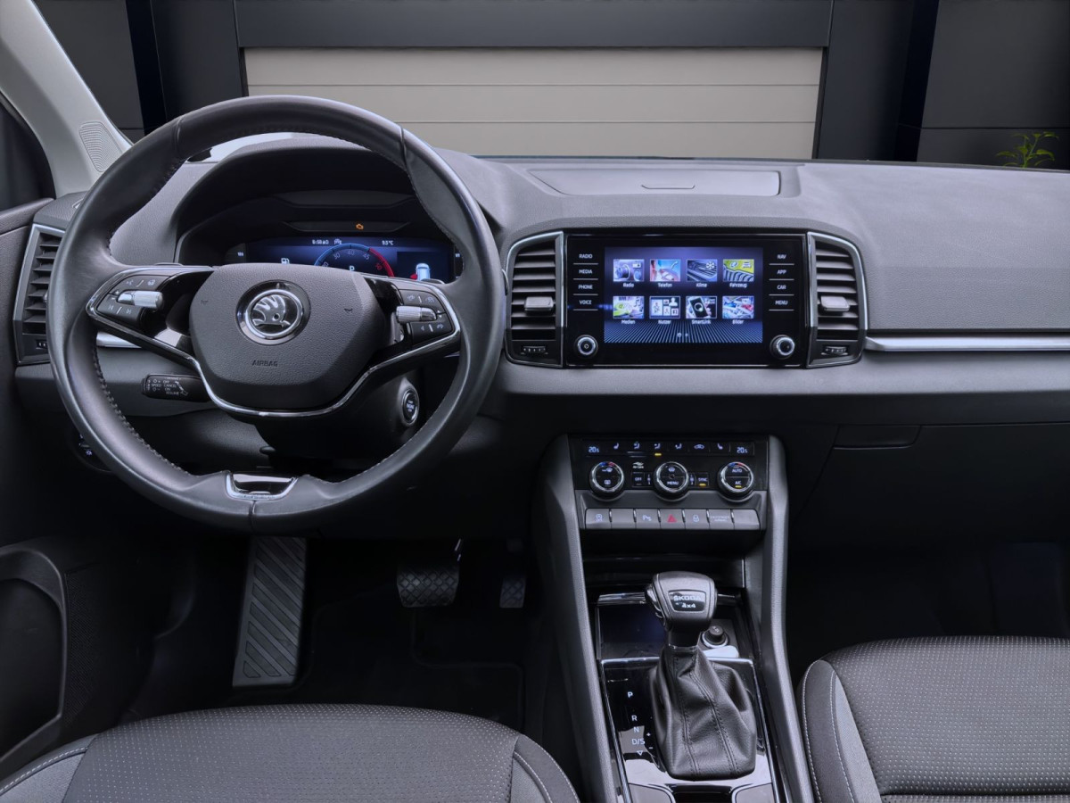 Thumb 12: Škoda Karoq 2.0 TDI DSG 4x4 TOUR AHK NAVI KAMERA SITZHZG