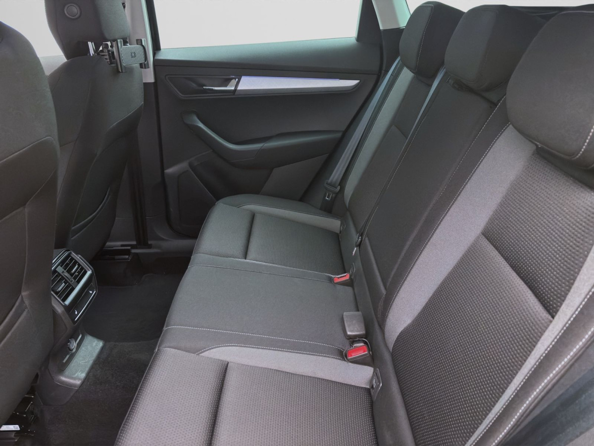 Thumb 14: Škoda Karoq 2.0 TDI DSG 4x4 TOUR AHK NAVI KAMERA SITZHZG