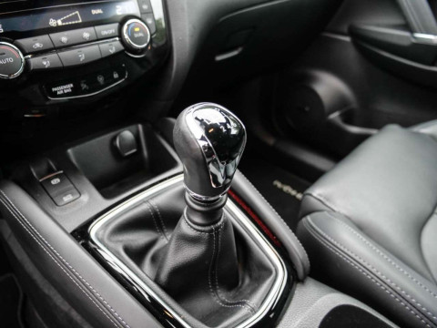 Ansicht 16 - Gebrauchtwagen Fahrzeug, Modell Qashqai der Marke Nissan von Verkäufer Moll Automobile GmbH & Co KG