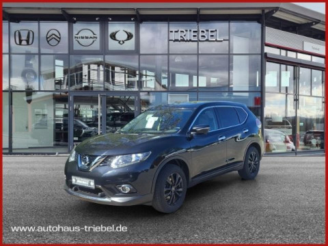Automodell: X-Trail in der Farbe schwarz