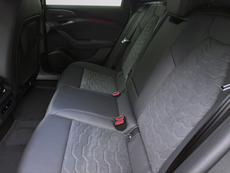 Bild 14: Audi A6 Avant e-tron Q S LINE BUSINESS AHK B&O HUD LM21