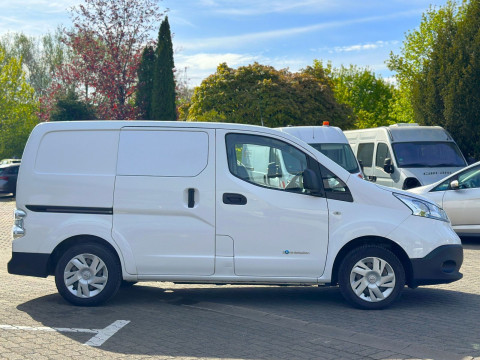 Ansicht 2 - Gebrauchtwagen Fahrzeug, Modell e-NV200 der Marke Nissan von Verkäufer Autohaus Günter Götz