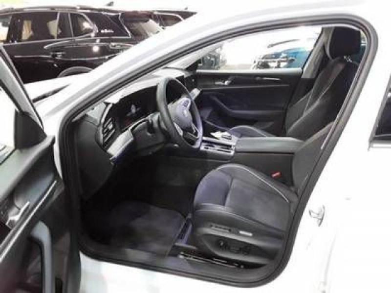 Bild 2: Volkswagen Passat Variant 1.5 eTSI DSG BUSINESS NAVI AHK KAMERA KLIMA