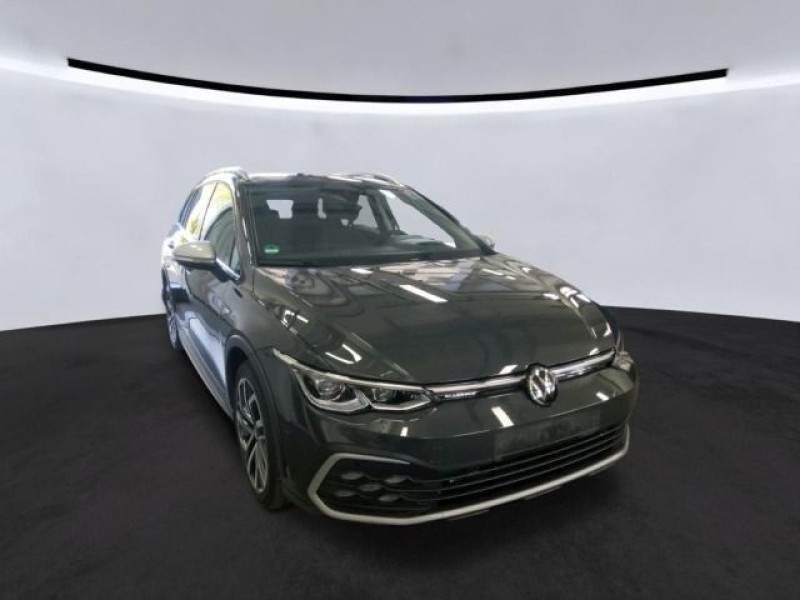 Bild 1: Volkswagen Golf Variant 2.0 TDI DSG 4M ALLTRACK PANO STDHZG AHK