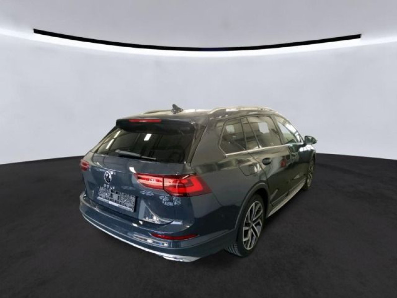 Bild 3: Volkswagen Golf Variant 2.0 TDI DSG 4M ALLTRACK PANO STDHZG AHK