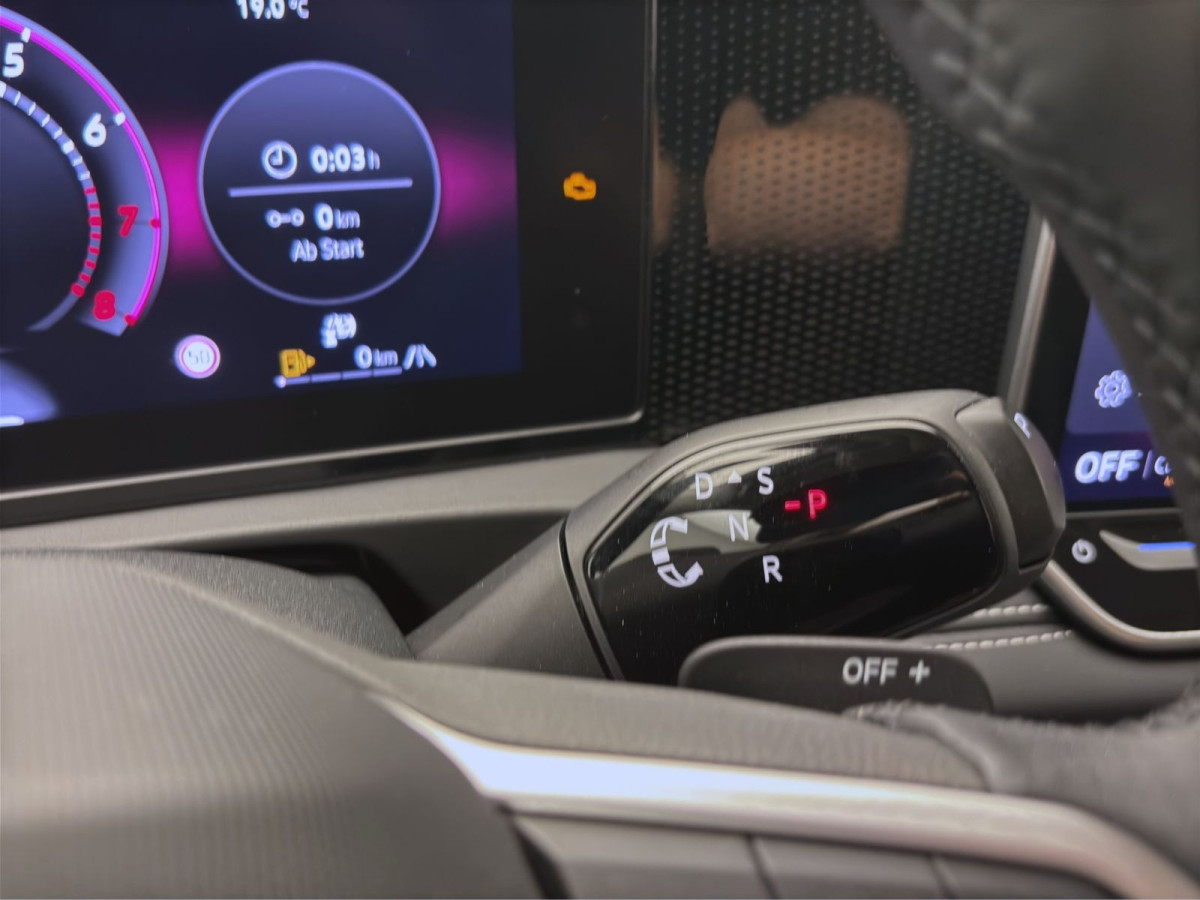 Thumb 14: Volkswagen Tiguan 1.5 eTSI DSG GOAL NAVI AHK KAMERA KLIMA