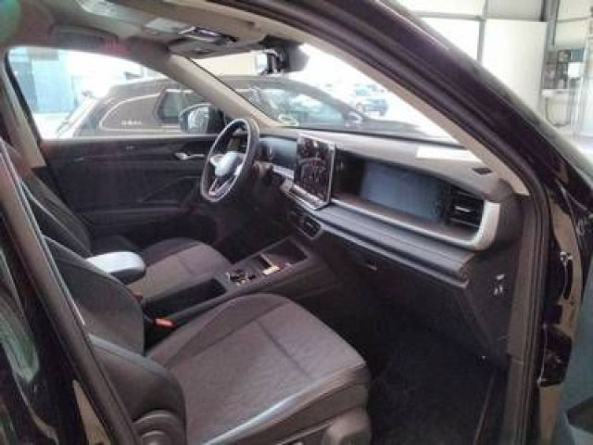 Thumb 2: Volkswagen Tayron 2.0 TDI DSG 4M LIFE AHK NAVI KAMERA IQ.LIGHT