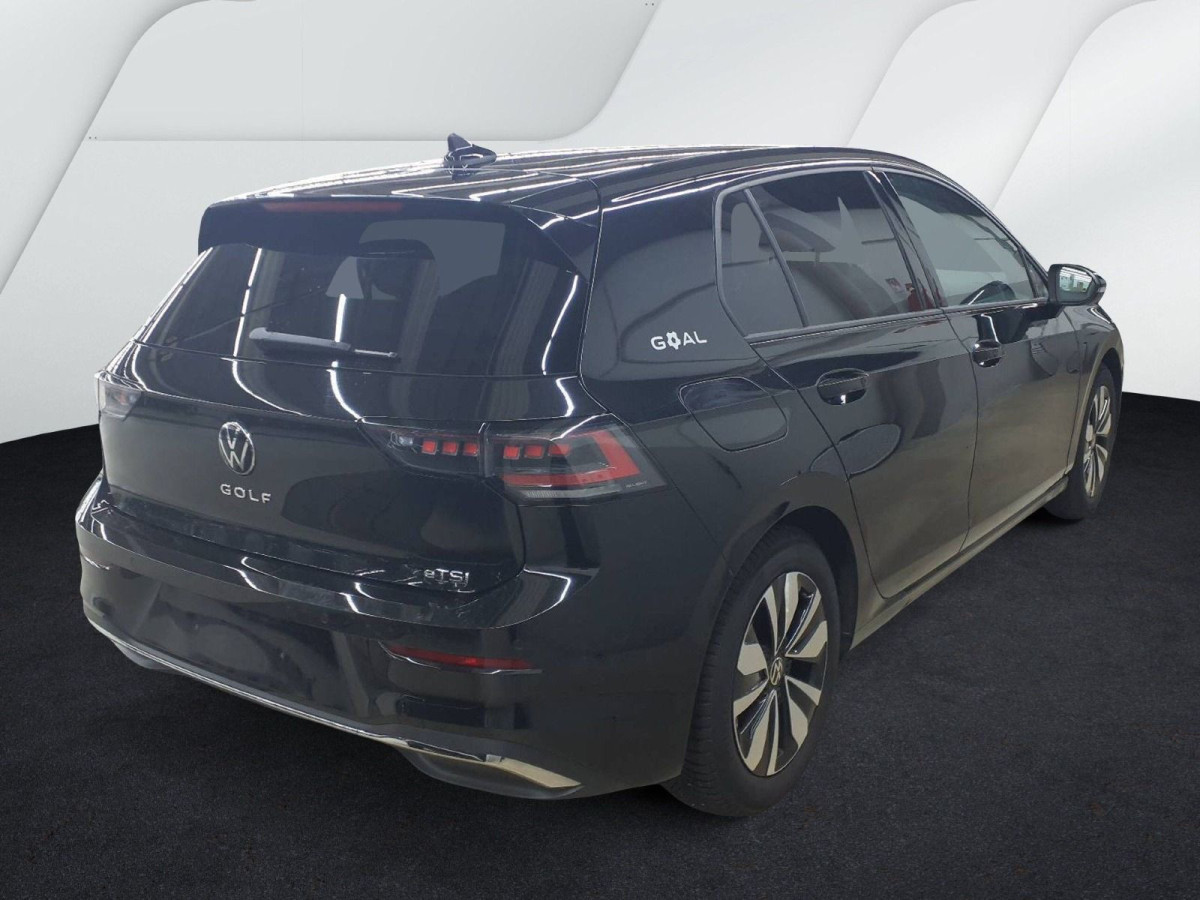 Thumb 1: Volkswagen Golf 1.5 eTSI DSG GOAL AHK NAVI KAMERA IQ.LIGHT