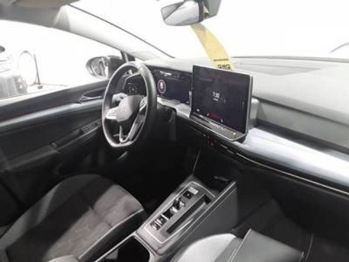 Thumb 2: Volkswagen Golf 1.5 eTSI DSG GOAL AHK KAMERA NAVI PDC
