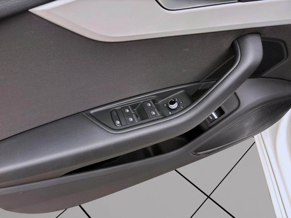 Thumb 10: Audi A4 Avant 40 TDI ADVANCED NAVI+ AHK PDC B&O