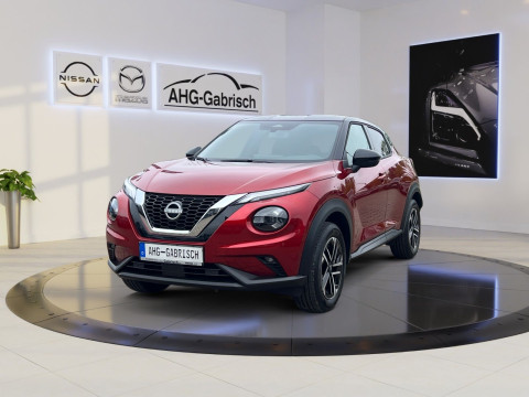 Automodell: Juke in der Farbe rot