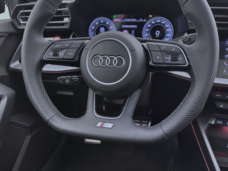 Bild 12: Audi S3 Sportback TFSI Q PANO NAVI+ KAMERA MATRIX