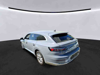 Fahrzeugbild eines Volkswagen Arteon Shooting Brake in grau.