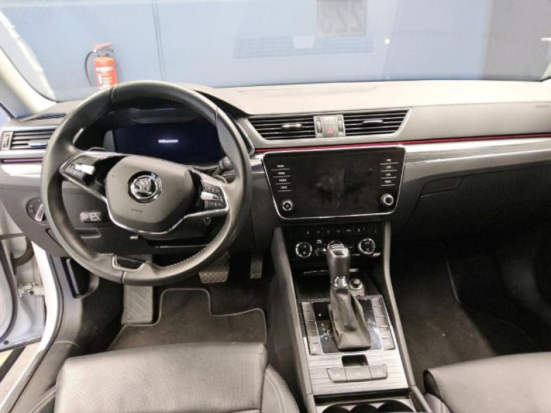 Bild 2: Škoda Superb Combi 2.0 TDI DSG STYLE NAVI KLIMA PDC SHZG