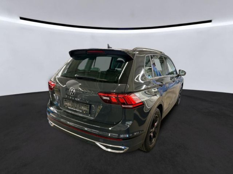 Bild 1: Volkswagen Tiguan 2.0 TDI DSG URBAN SPORT AHK NAVI HuD PDC
