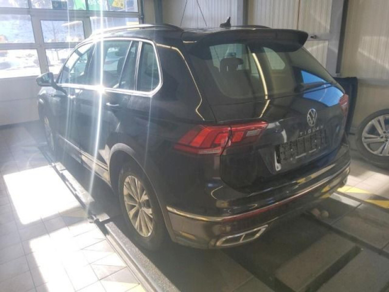 Bild 1: Volkswagen Tiguan 1.5 TSI DSG R-LINE AHK KLIMA PDC SHZG