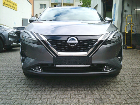 Automodell: Qashqai in der Farbe grau