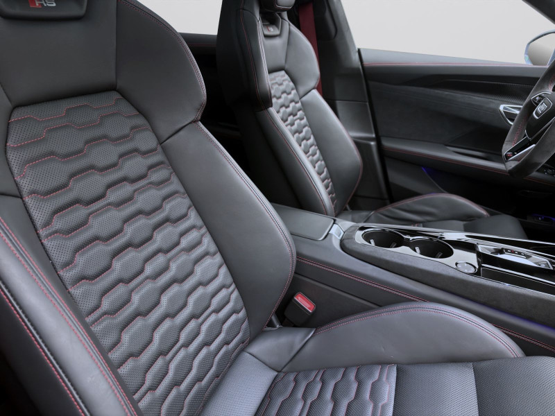 Bild 14: Audi e-tron GT Q RS PANO MATRIX NAVI B&O HuD